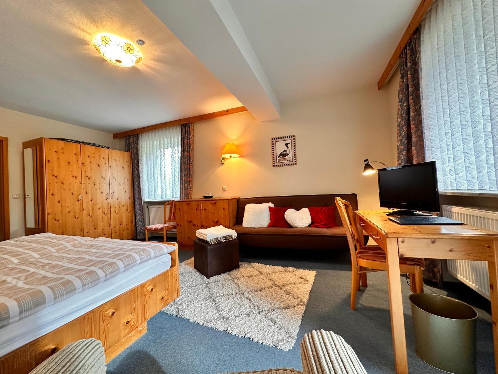 Pension Zum Loewen, Parkplatz, Fruehstueck, Wlan, Zentral 巴特施泰本 外观 照片