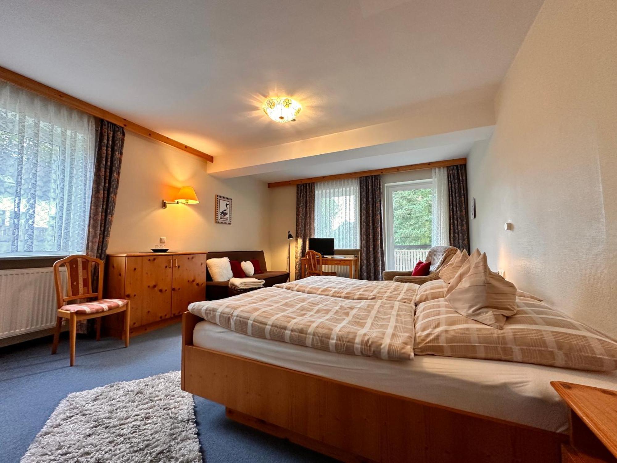 Pension Zum Loewen, Parkplatz, Fruehstueck, Wlan, Zentral 巴特施泰本 外观 照片
