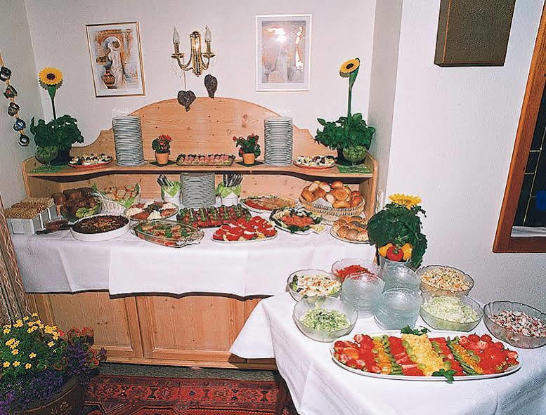 Pension Zum Loewen, Parkplatz, Fruehstueck, Wlan, Zentral 巴特施泰本 外观 照片